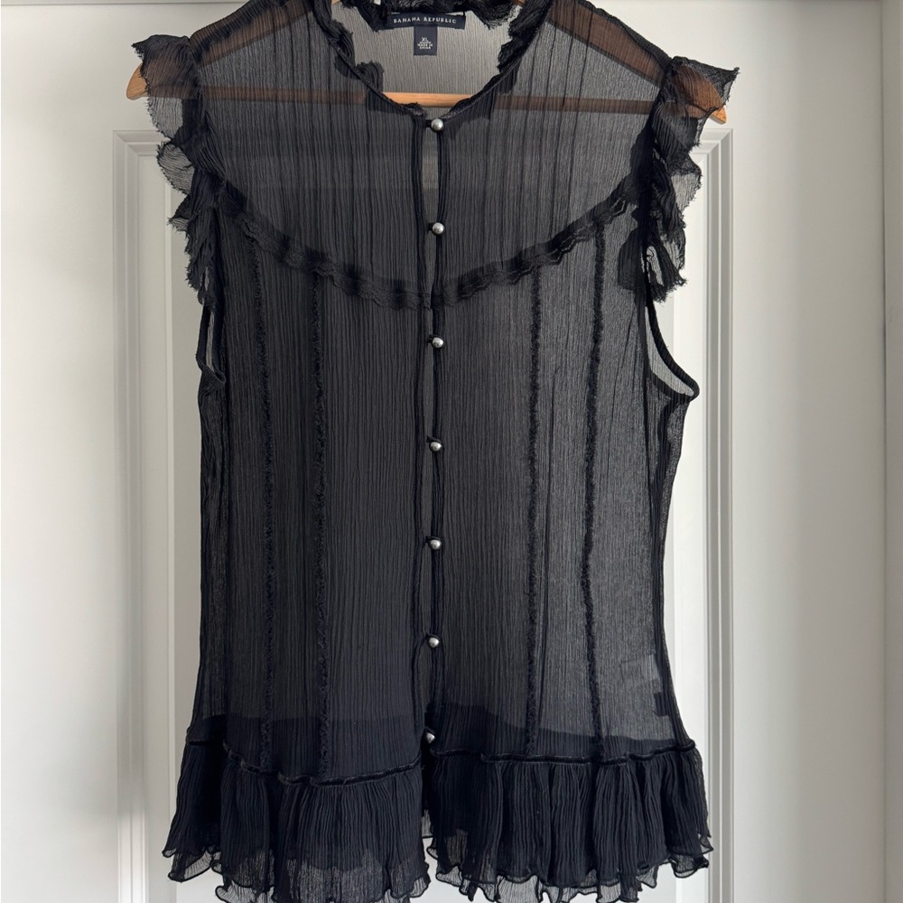 Banana Republic Black Sleeveless Ruffled Blouse XL